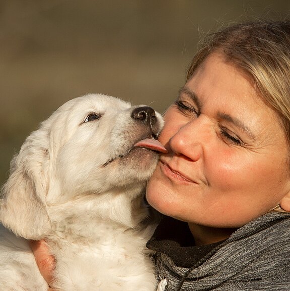 Daniela Ferchel – Persönliches Coaching für Hundehalter